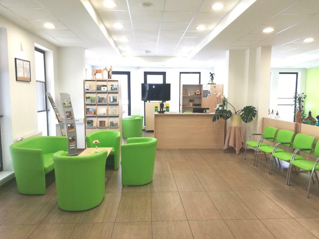 Hrib-Loski Potok Hotel Oskar المظهر الخارجي الصورة